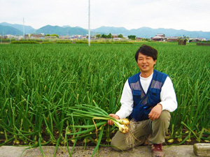 全国の契約農家から毎週、新鮮な野菜が届きます。